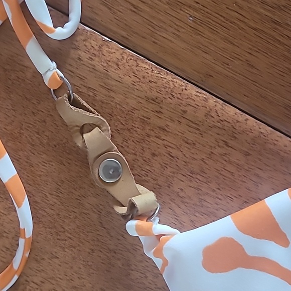 Bikini - Picture 4 of 4